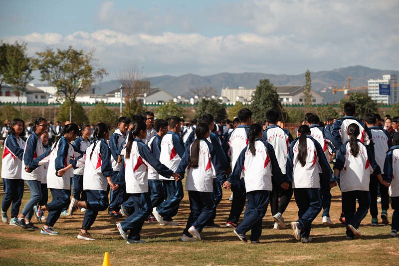 昆明市第一中学名校长基地交流研讨活动在石